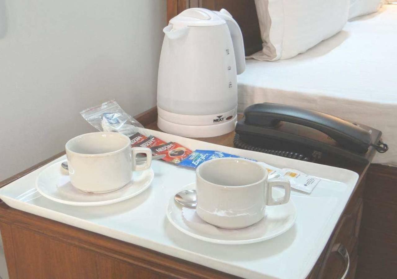 Hotel J P Residency Greater Noida Esterno foto